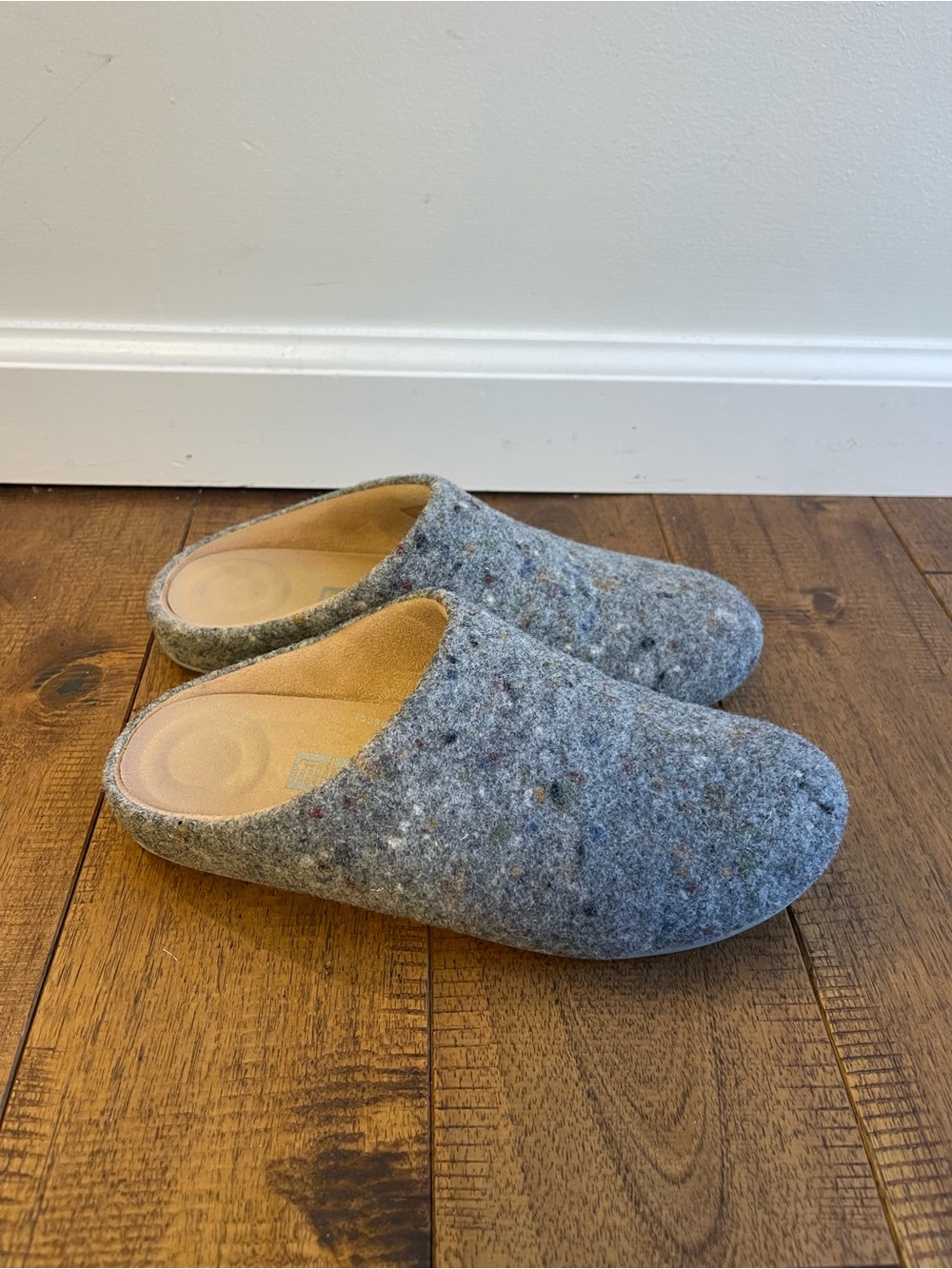 FitFlop Chrissie Slippers Women’s Size 6 Cozy Slip-On Comfort Shoes Grey Felt